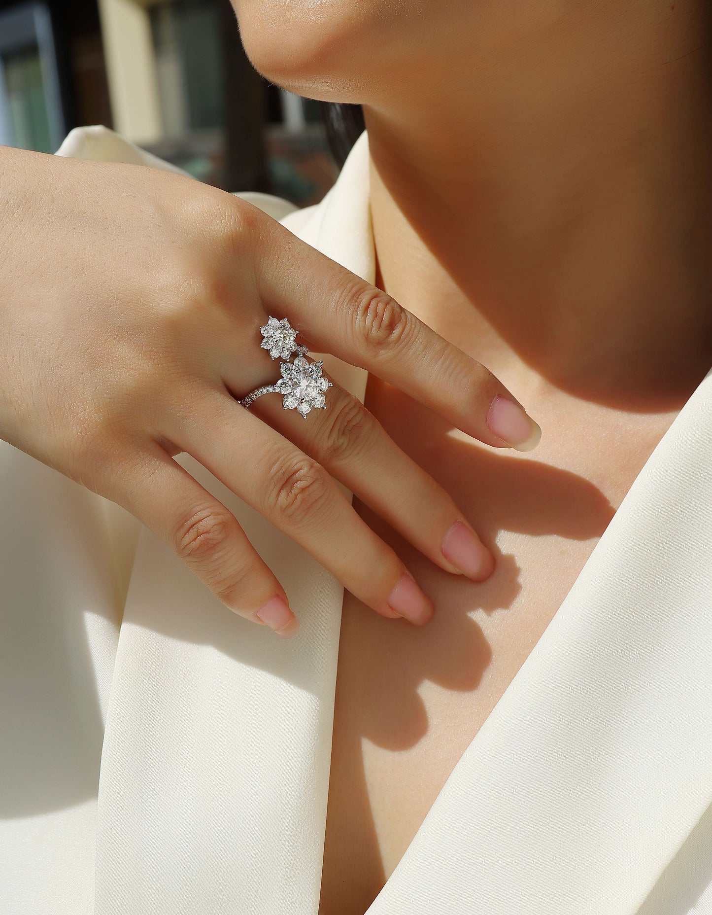 Petal Morning Dew - A Fashionable Diamond Jewelry Piece Set With 1-carat Moissanite S925 Sterling Silver And Platinum Diamond Ring